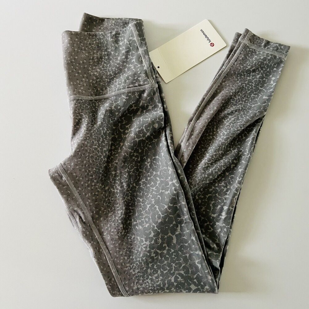 LULULEMON ATHLETICA City Camo Silver Drop Mult Align HR Pant 28" Leggings - US 4